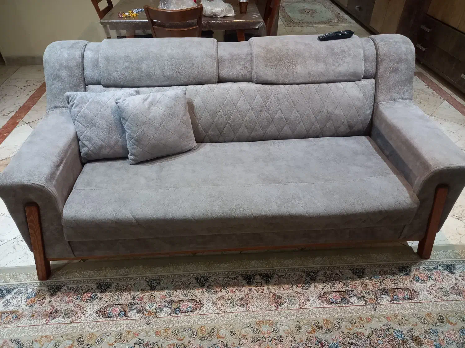 مبل راحتی ۵ نفره|مبلمان خانگی و میز عسلی|تهران, باشگاه نفت|دیوار