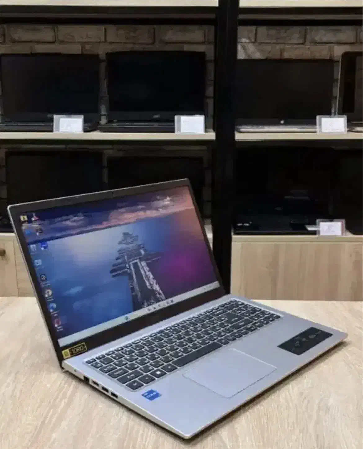 فروش اقساط طلایی لپ تاپ استوک وارداتی با گارانتی|رایانه همراه|تهران, میرداماد|دیوار