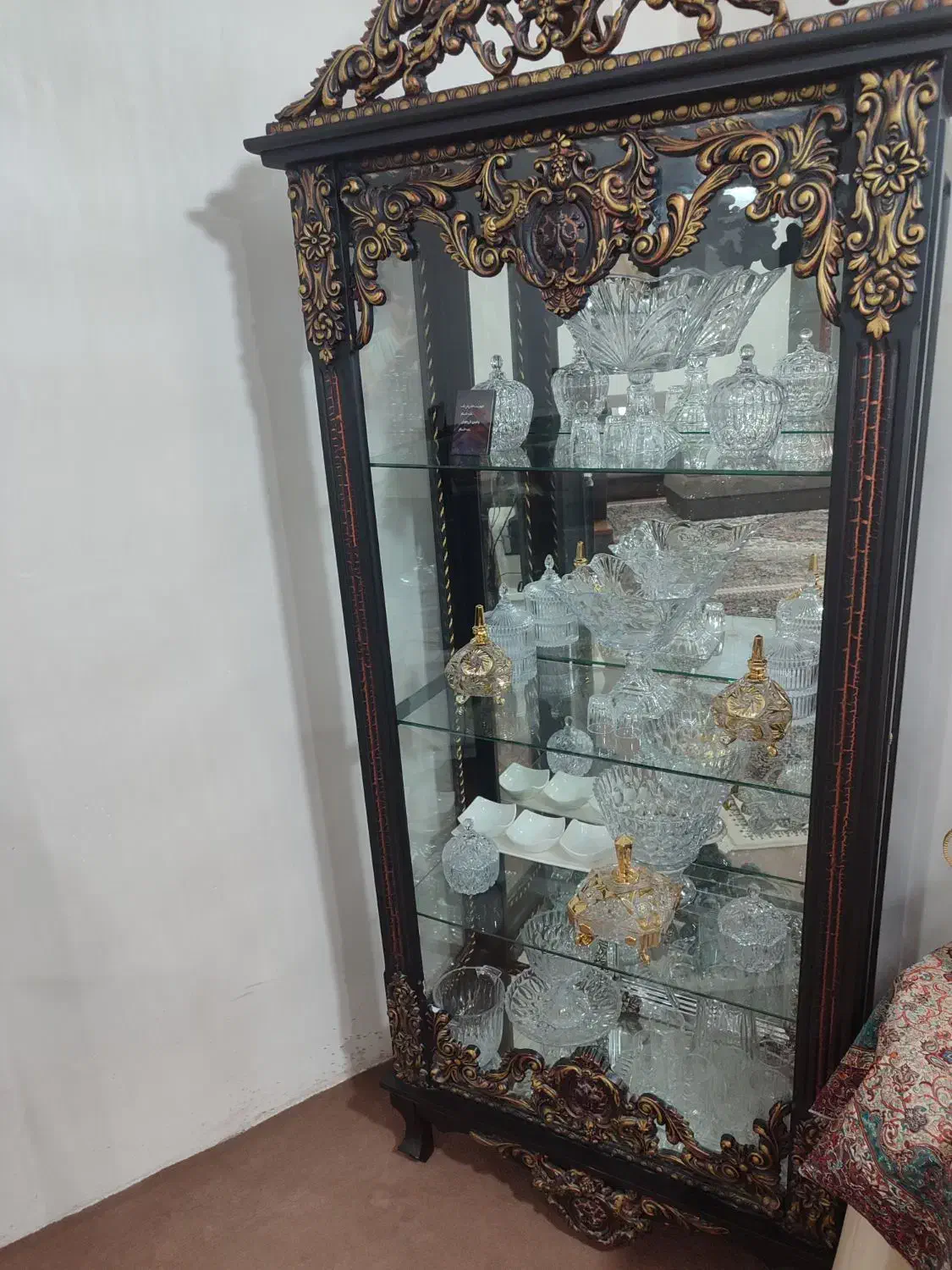 بوفه ویترین ایستاده تمییز و سالم|بوفه، ویترین، کنسول|گنبد کاووس, |دیوار