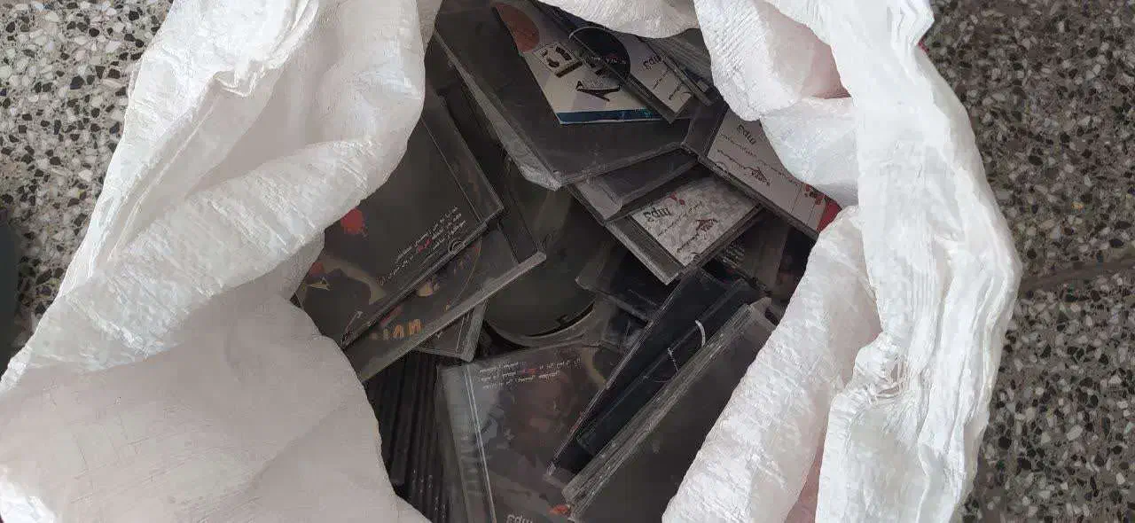 قاب سی دی|قطعات و لوازم جانبی رایانه|قم, سعادتی|دیوار