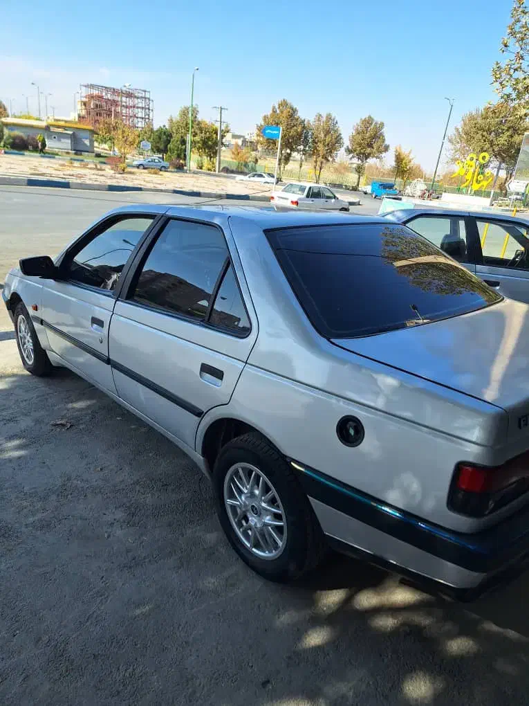 پژو ۴۰۵ مدل ۹۳|خودرو سواری و وانت|نهاوند, |دیوار