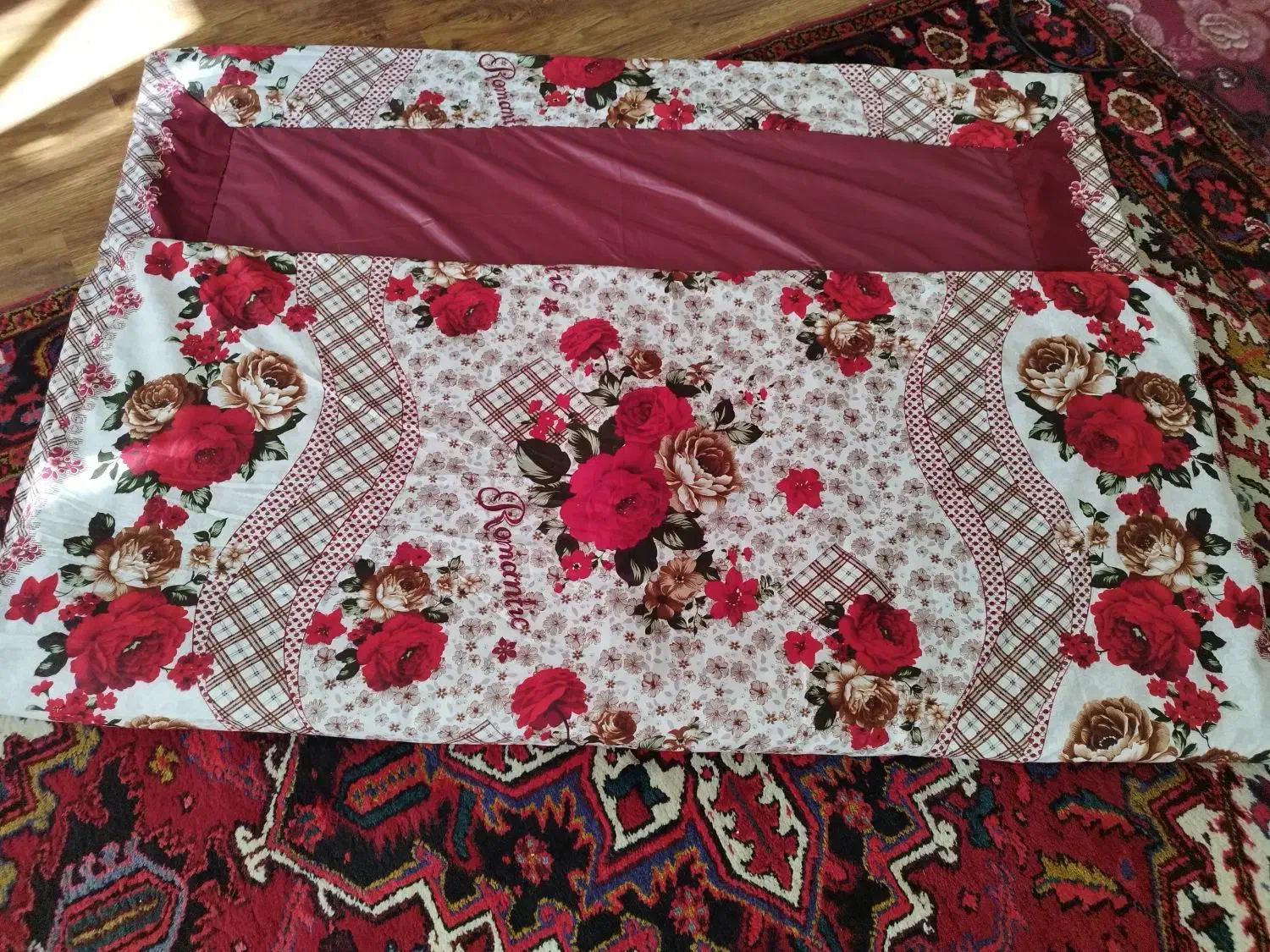 لحاف و تشک نو|رختخواب، بالش، پتو|تبریز, |دیوار