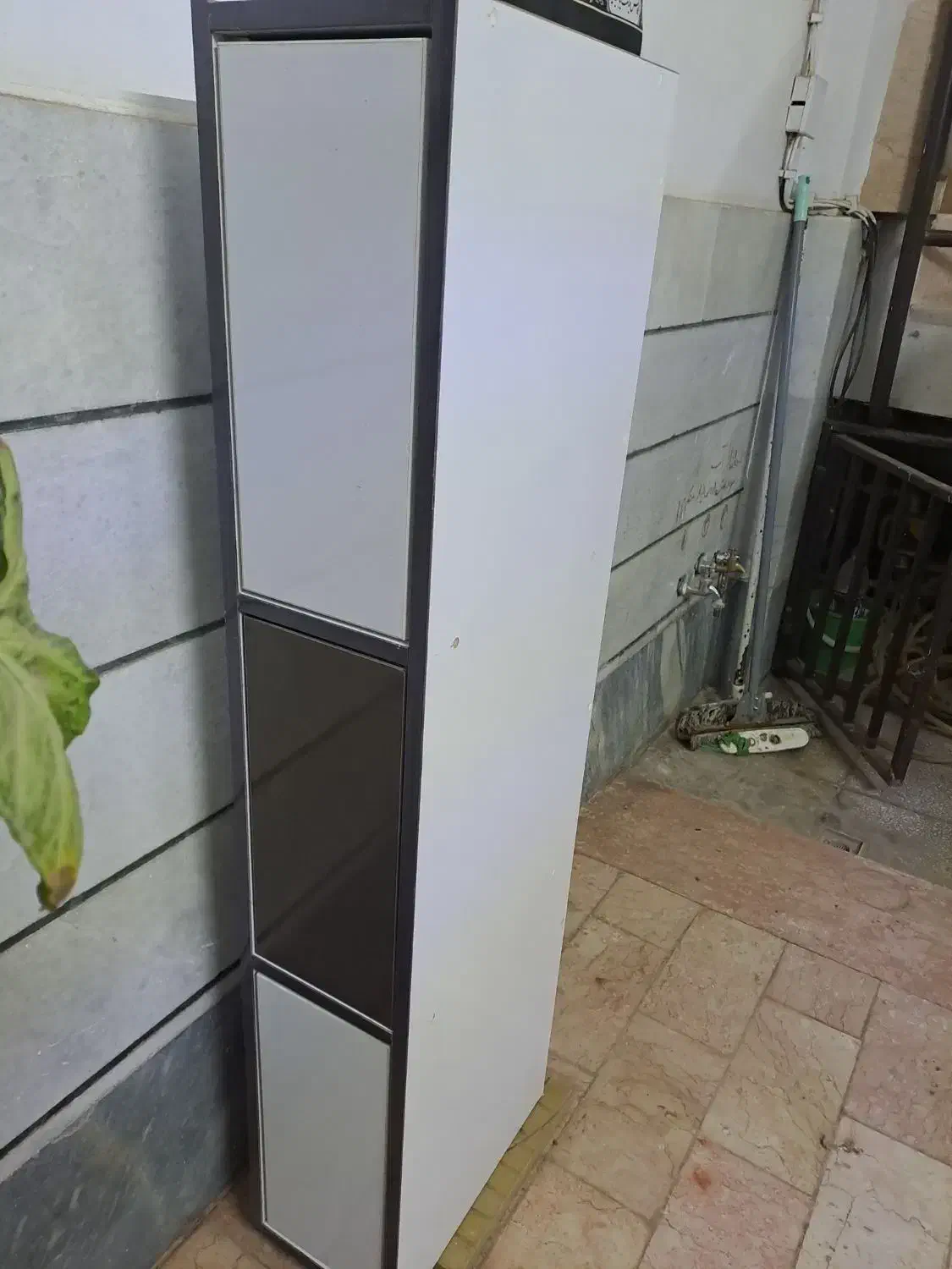 میز تلویزیون دیواری ۳ کشو|میز تلویزیون|سبزوار, امیر کبیر|دیوار