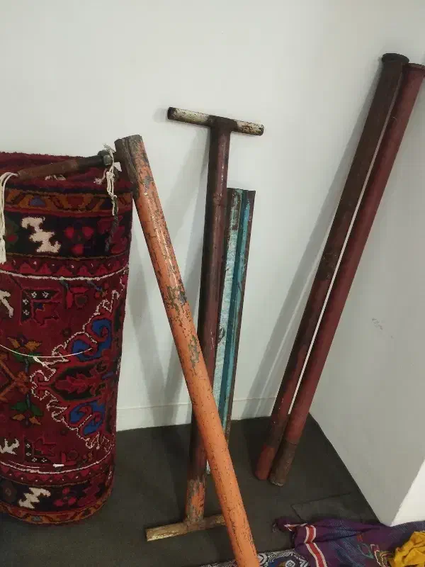 داره قالی آهنی|فرش|ری, صفاییه (چشمه علی)|دیوار