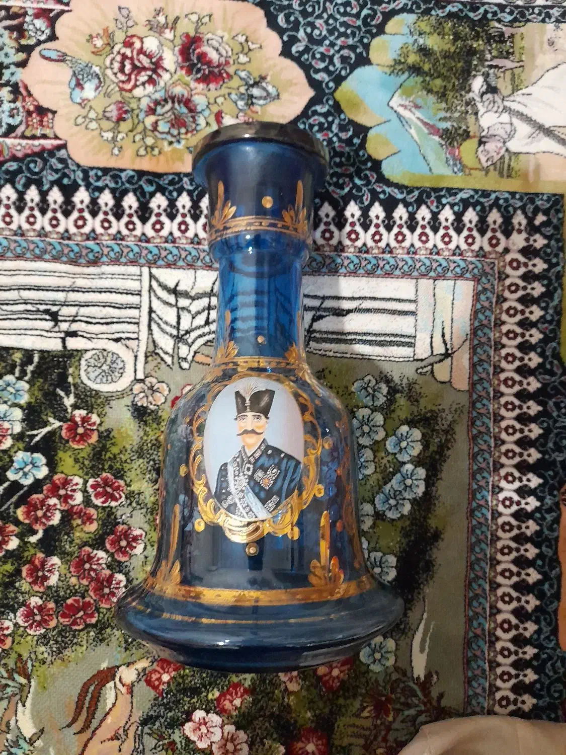 شیشه قلیون نو کلکسیونی|کلکسیون اشیاء عتیقه|شاهین‌شهر, خانه کارگر|دیوار