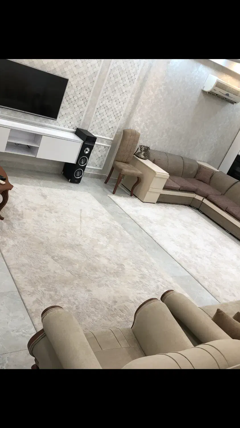 فرش ۶ متری ترک|فرش|بندر انزلی, لیچارگی حسن رود|دیوار