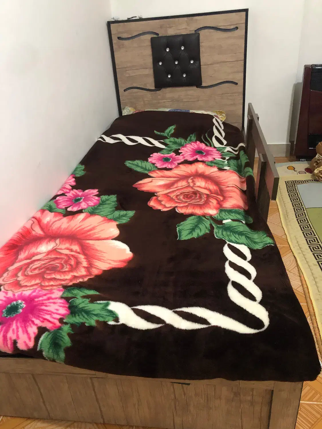 تخت و کمد نوجوان|تخت و سرویس خواب|کرمانشاه, |دیوار