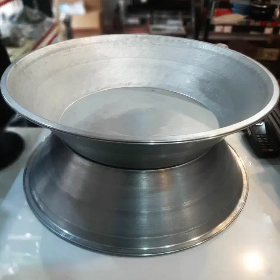 تشت گالوانیزه بزرگ (سایز1)|ظروف پخت‌وپز|بندر انزلی, کارآموزی|دیوار