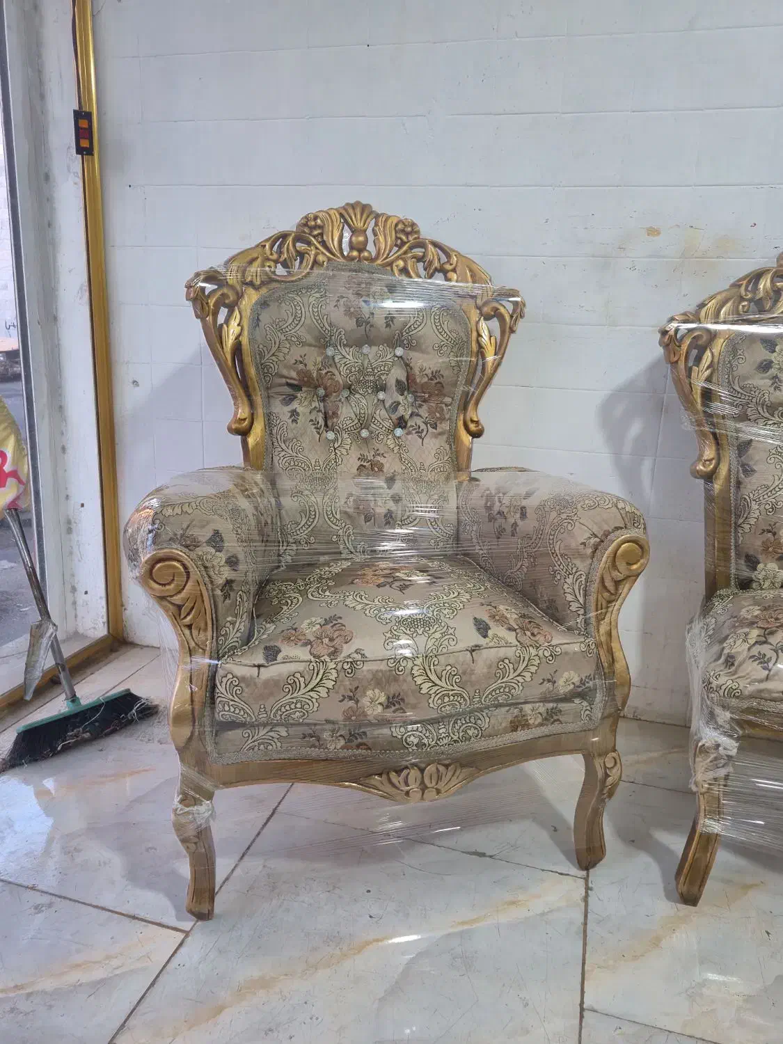 مبل سلطنتی ۹نفره امپراطوری|مبلمان خانگی و میز عسلی|مشکین‌دشت, |دیوار