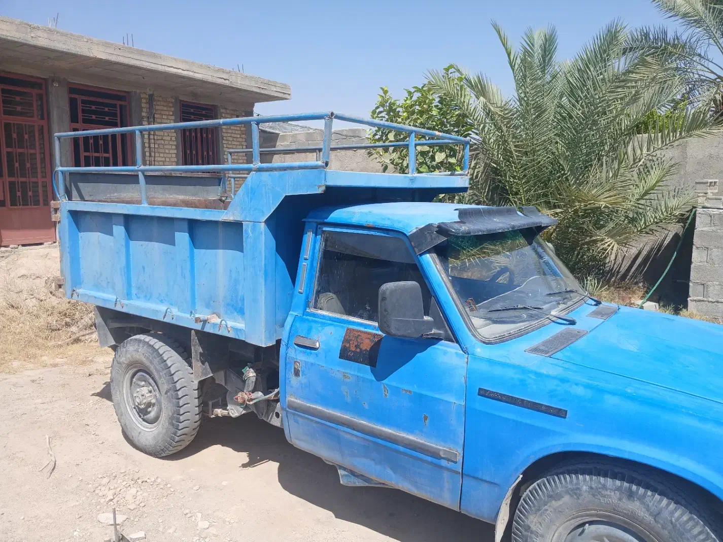 فروش یک دستگاه نیسان کمپرسی مدل۸۴|خودرو سواری و وانت|داراب, |دیوار