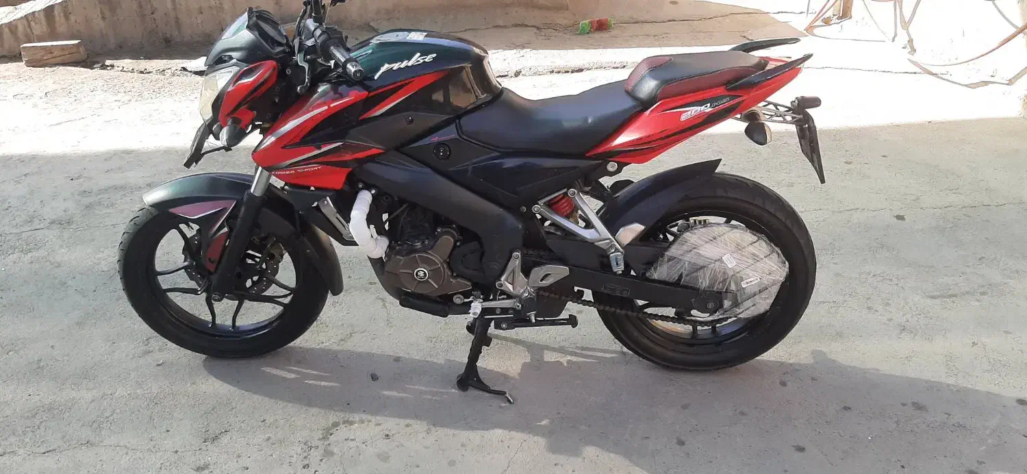 ان‌ اس‌ ۲۰۰ مزایده|موتورسیکلت|میاندوآب, |دیوار