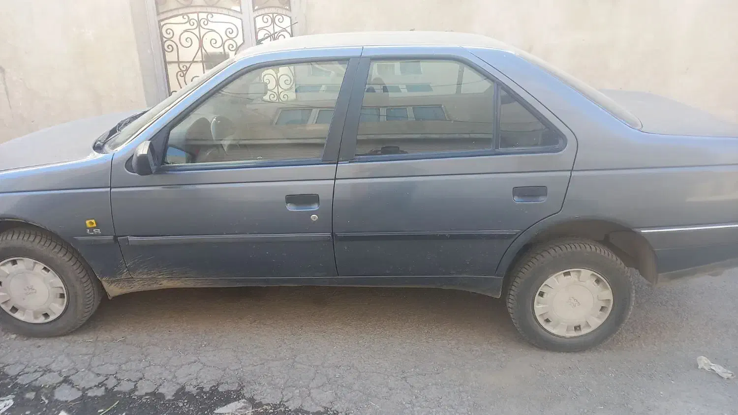 پژو ۴۰۵|خودرو سواری و وانت|دهگلان, |دیوار