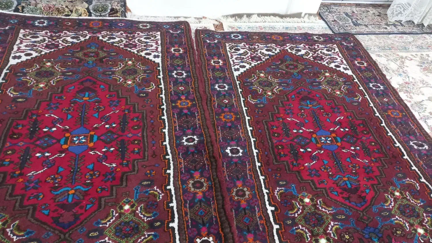 فرش دست بافت|فرش|بزینه رود, |دیوار