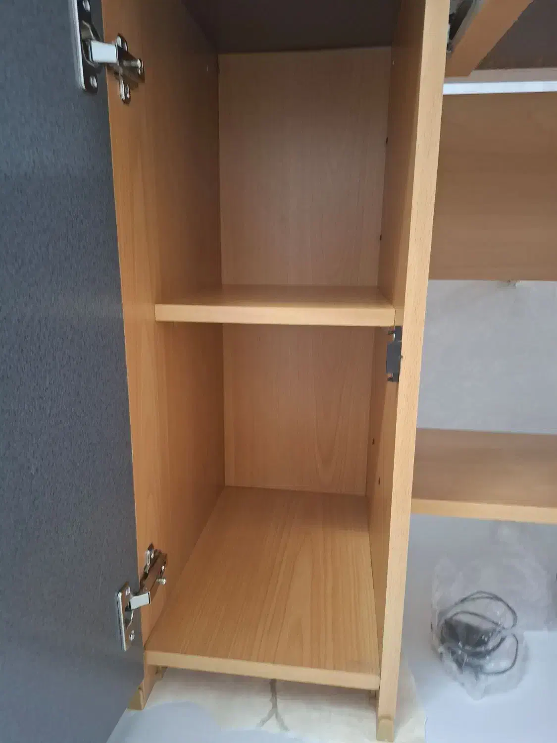 میز کامپیوتر سالم و مناسب|میز تحریر و کامپیوتر|شیراز, فرهنگ شهر|دیوار