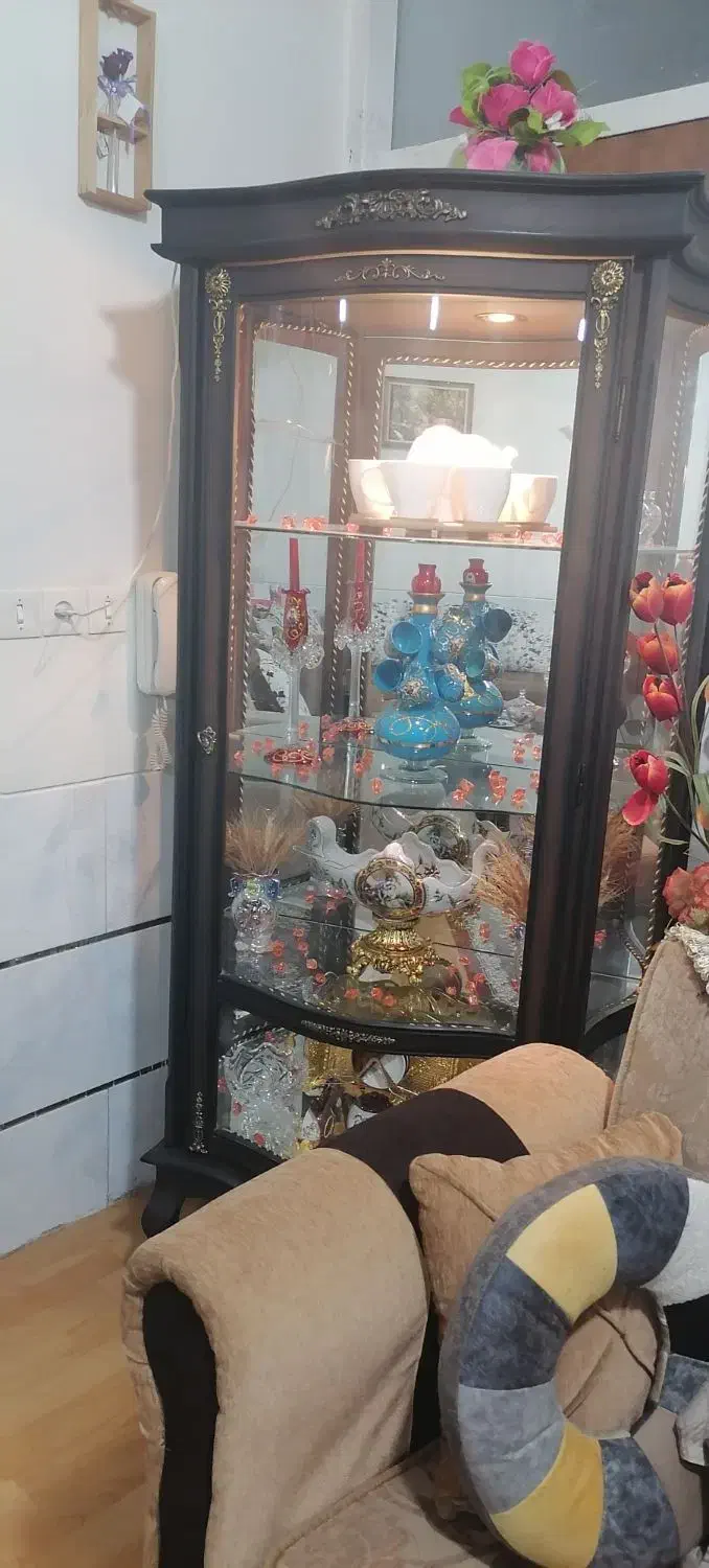 بوفه|بوفه، ویترین، کنسول|شیراز, شهرک سعدی|دیوار