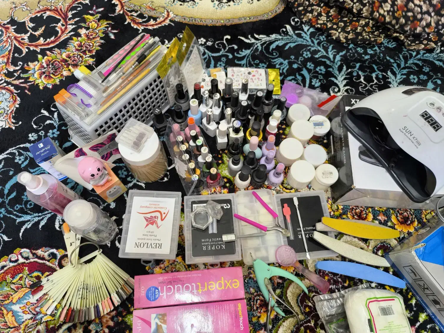 وسایل کامل کاشت ناخن|آرایشی، بهداشتی، درمانی|سنندج, |دیوار