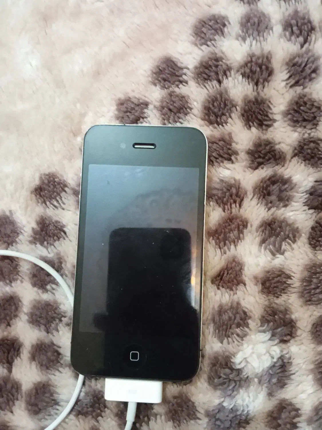 ایفون۴|موبایل|اصفهان, سرچشمه|دیوار