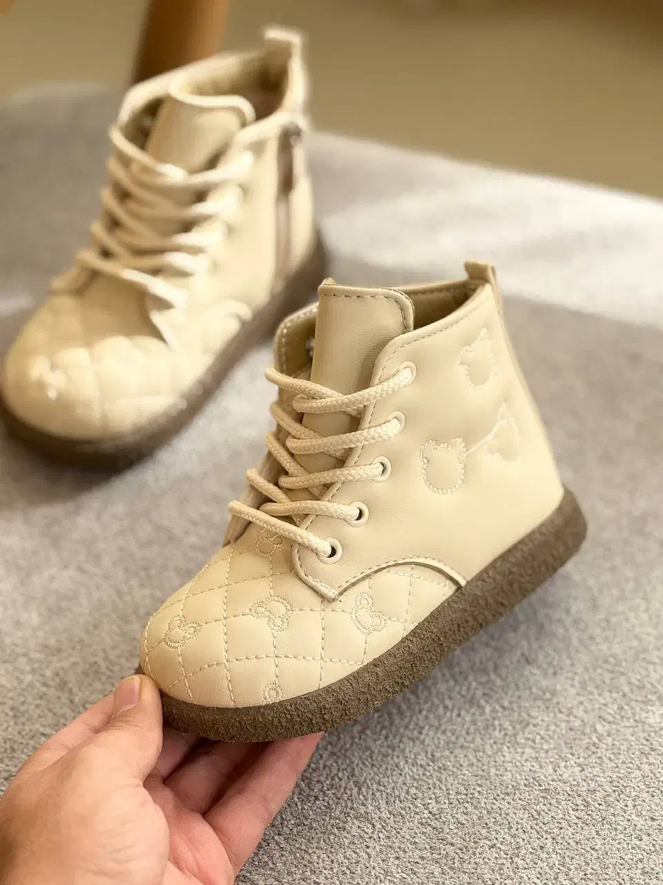 کفش های بچگانه.ب قیمت تولیدی با ارسال رایگان|کفش و لباس بچه|فیروزآباد (فارس), |دیوار