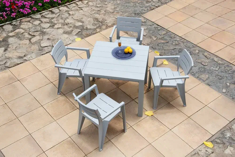 صندلی پلاستیکی درهم رونده کمجا|میز و صندلی غذاخوری|اندیشه, اندیشه فاز ۱|دیوار