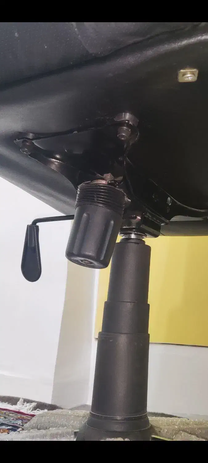 صندلی مدیریت|مبلمان اداری|محمدشهر, محمدشهر|دیوار