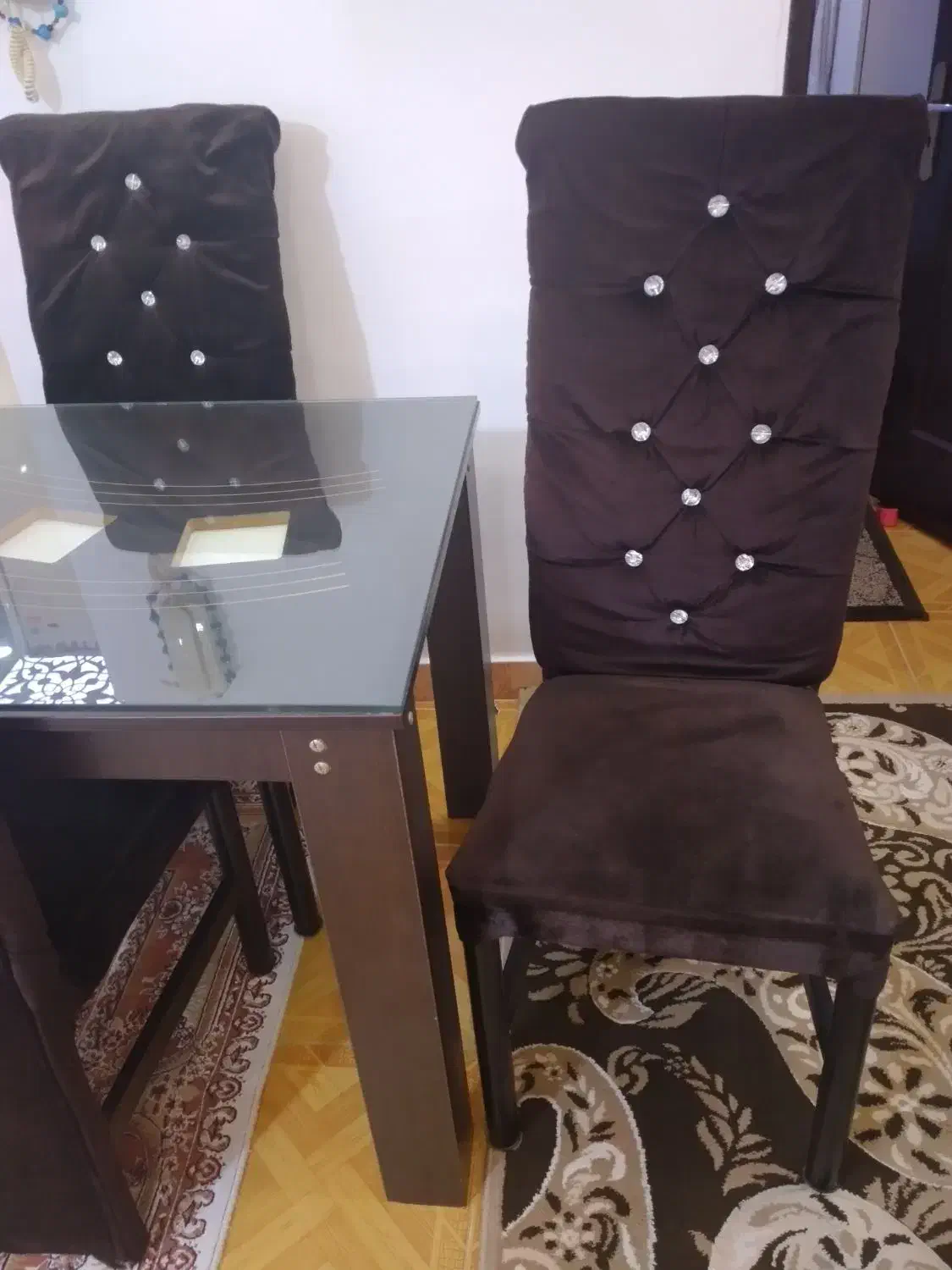 میز نهارخوری چهارنفره|میز و صندلی غذاخوری|رشت, معلولین|دیوار