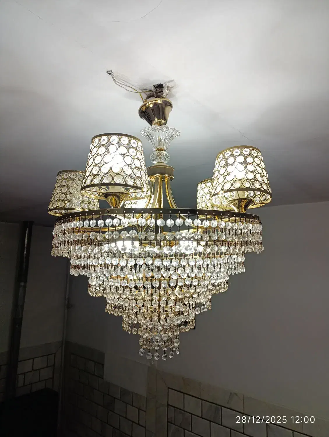 لوستر کریستالی|لوستر و چراغ آویز|ازنا, |دیوار