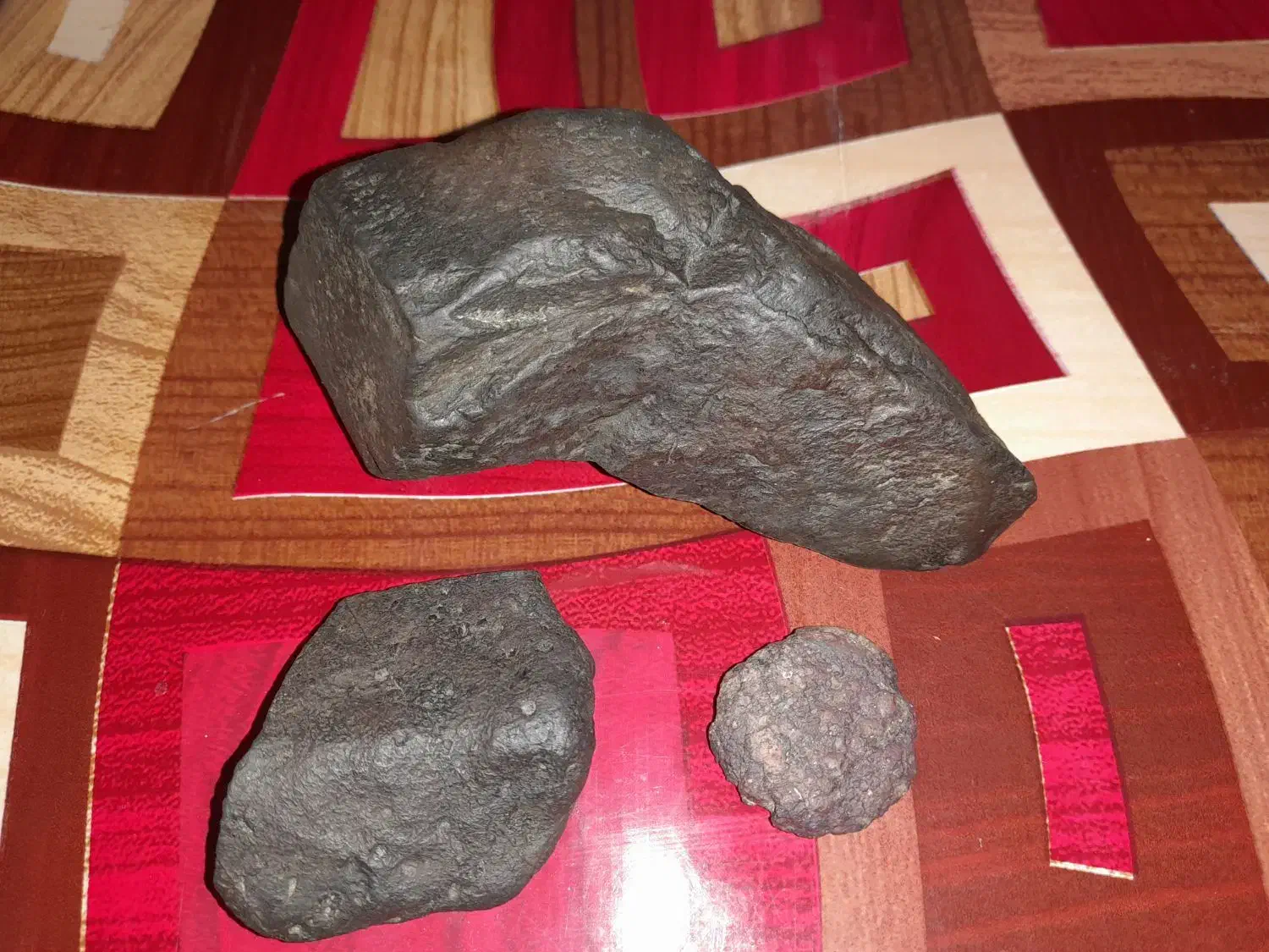 سنگ شهاب|کلکسیون اشیاء عتیقه|قیدار, |دیوار