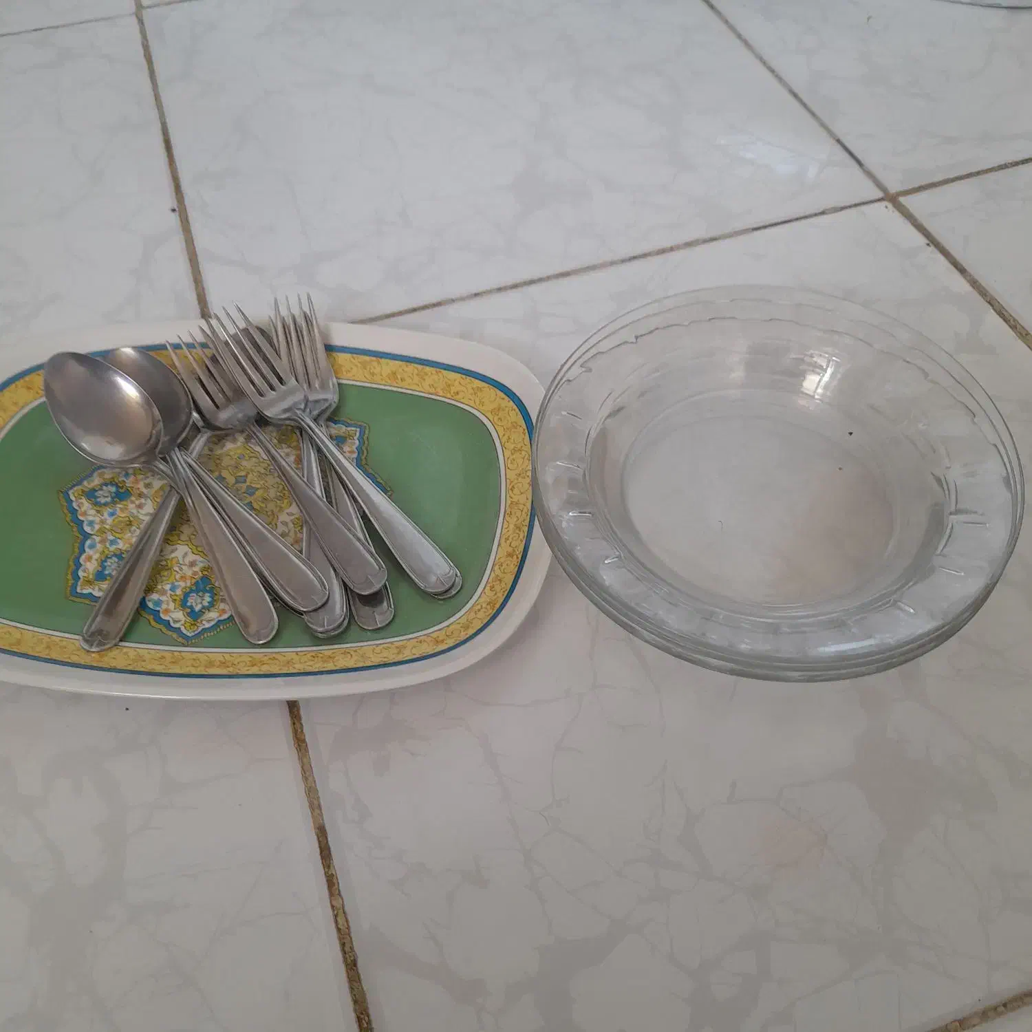 فروش لوازم غذا خوری|ظروف سرو و پذیرایی|اصفهان, سرچشمه|دیوار