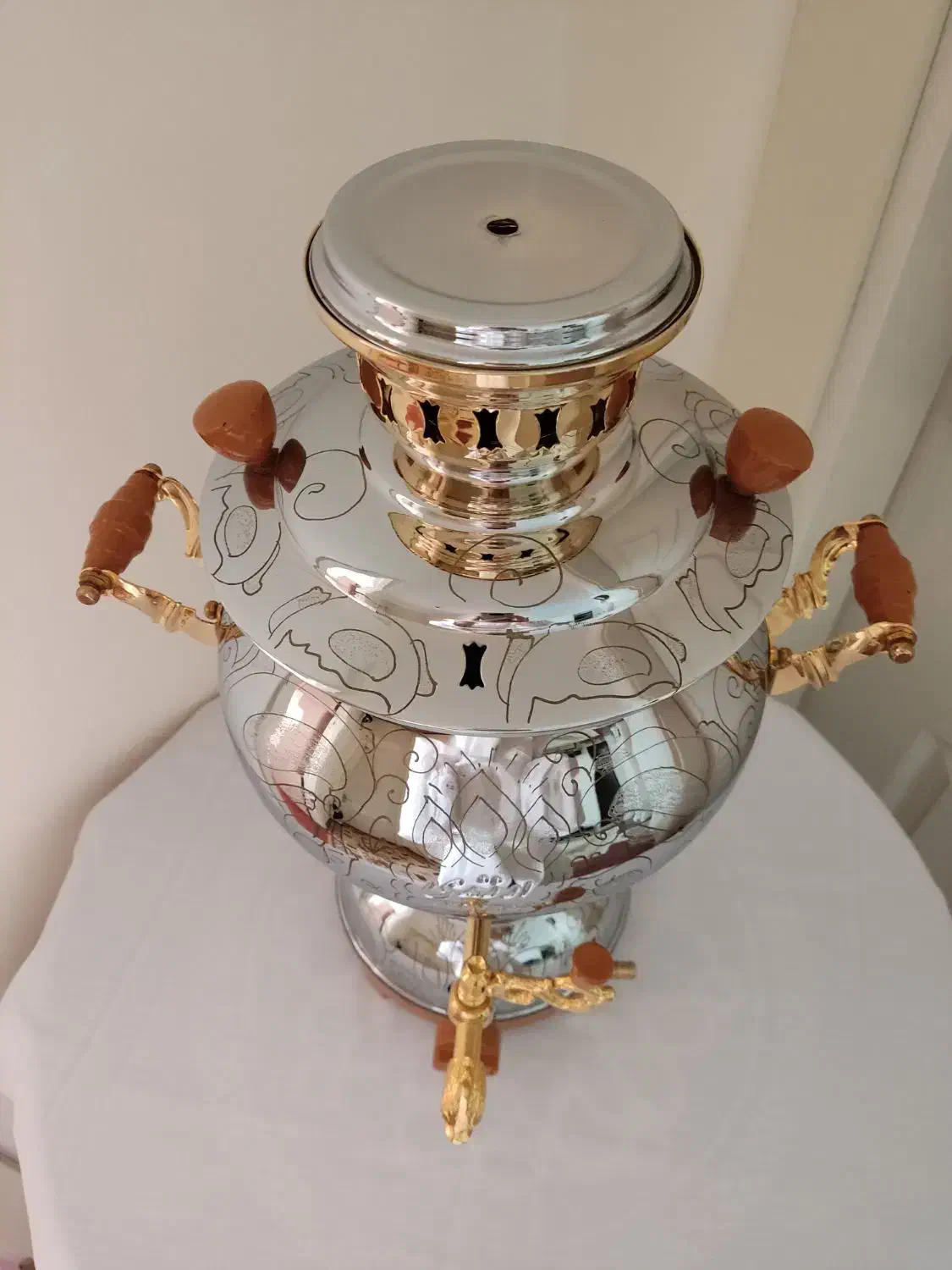 سماور گازی برادران ارزندی ، کاملا نو|سماور، چایساز، قهوهساز|پرند, فاز ۵|دیوار