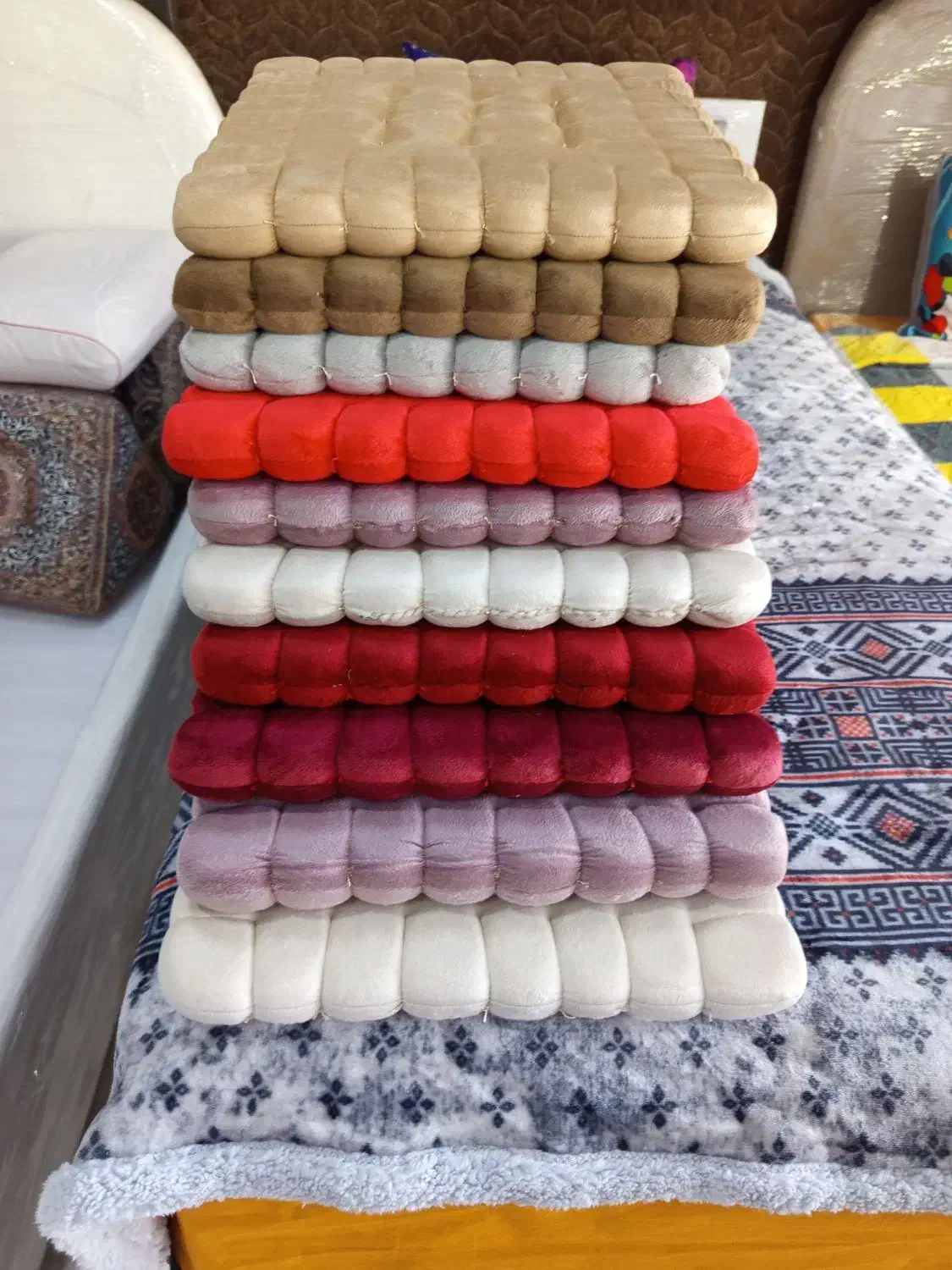 نشیمن طبی 2|رختخواب، بالش، پتو|کرمانشاه, |دیوار