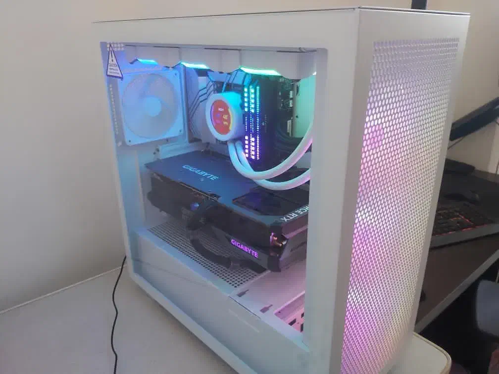 rtx4080 gigabyte gaming oc با کارتن|قطعات و لوازم جانبی رایانه|خمینیشهر, |دیوار