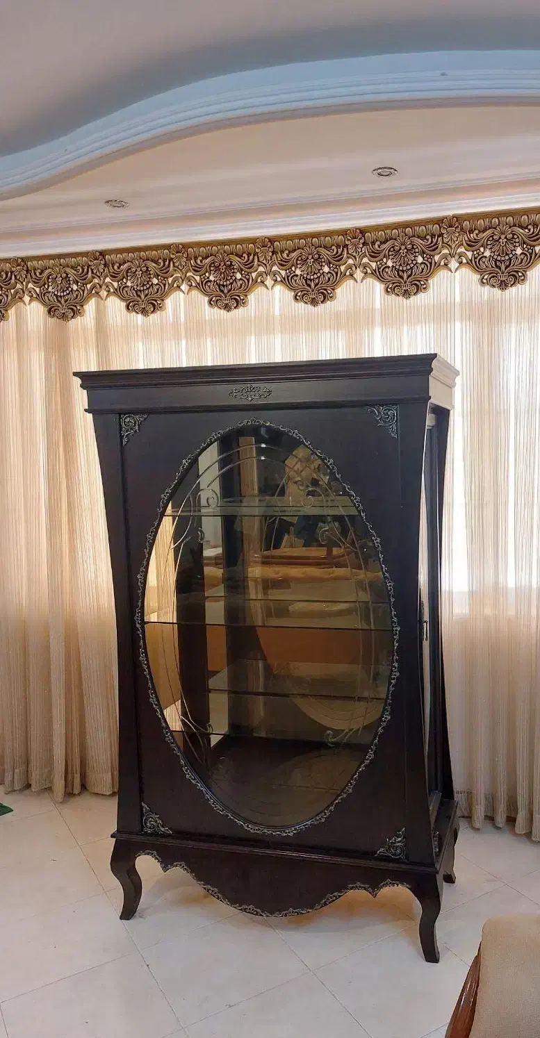 گنجه تمام چوب مدرن|بوفه، ویترین، کنسول|نیشابور, شهرک فرهنگیان|دیوار