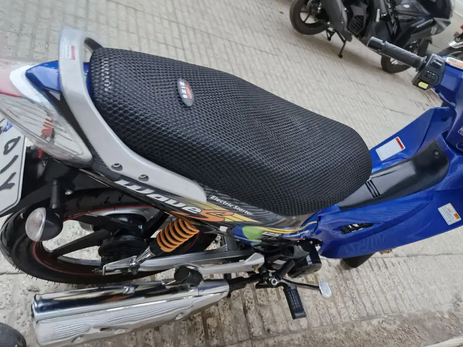 موتور ویو زمرد کویر درحد خشک قیمت مقطوع|موتورسیکلت|هرسین, |دیوار