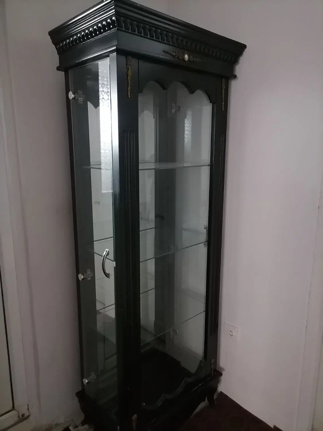 بوفه یا ویترین چوبی شیشه ای خانگی|بوفه، ویترین، کنسول|تهران, خاک سفید|دیوار