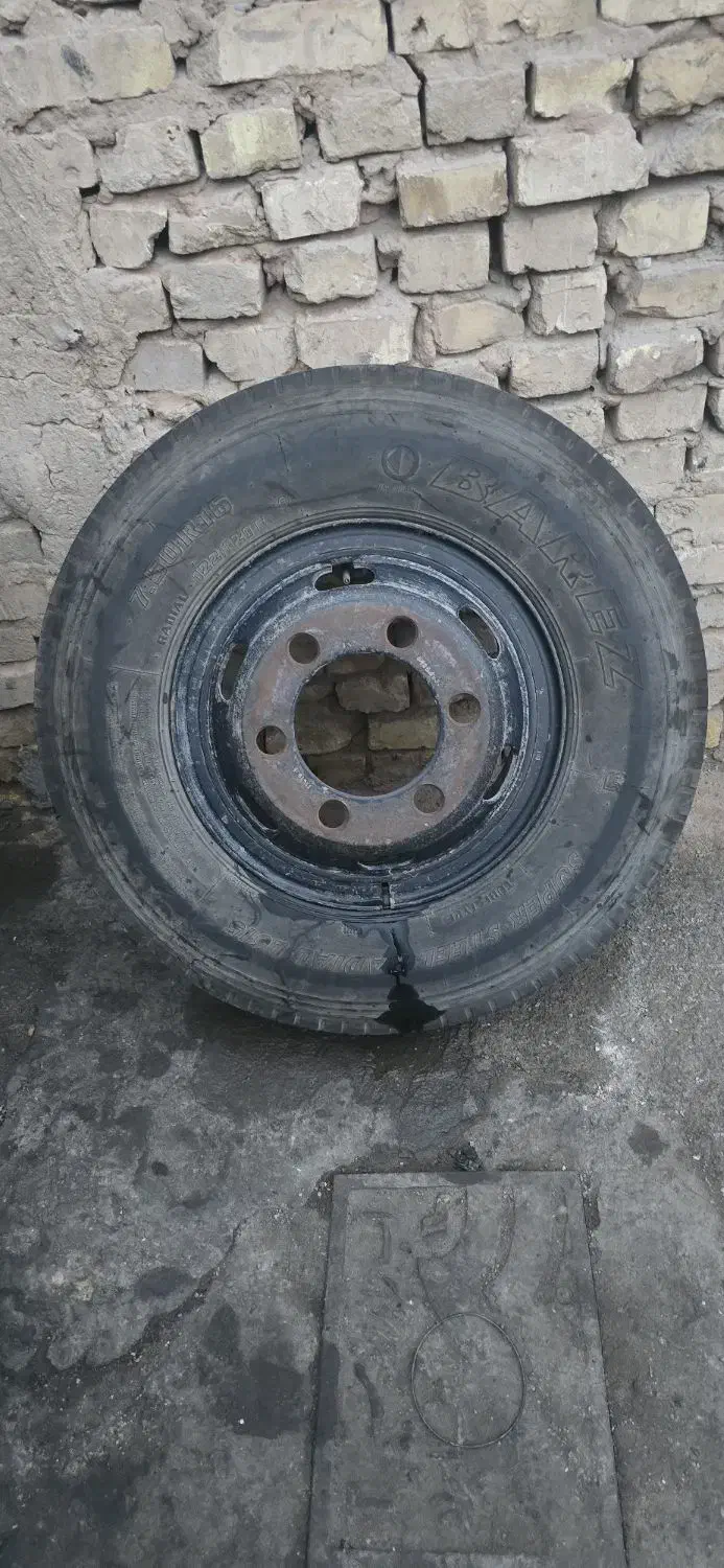 رینگ چرخ سایز ۱۶ ایسوزو|قطعات یدکی و لوازم جانبی|یزد, |دیوار