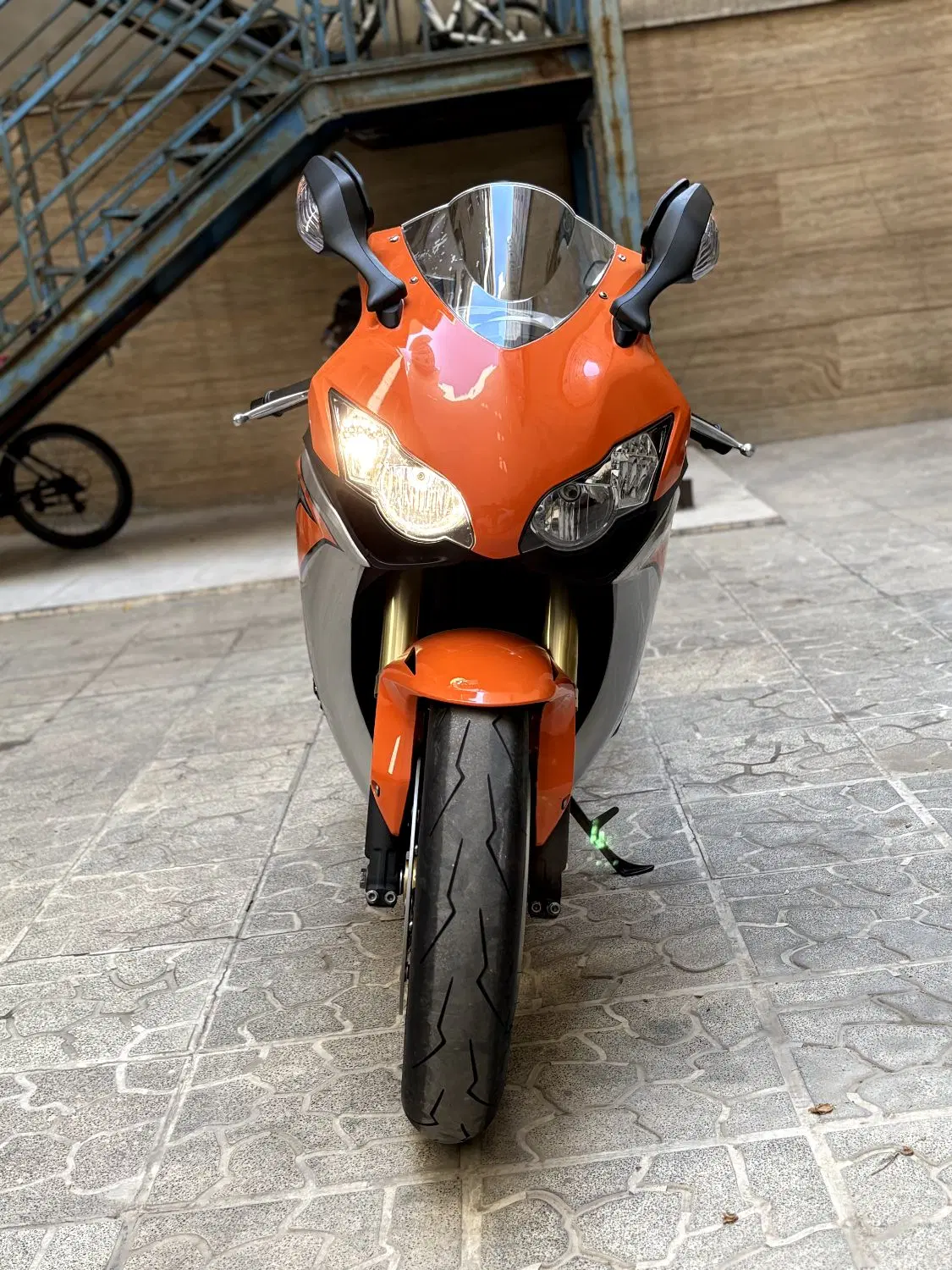 cbr1000|موتورسیکلت|تهران, نازی‌آباد|دیوار
