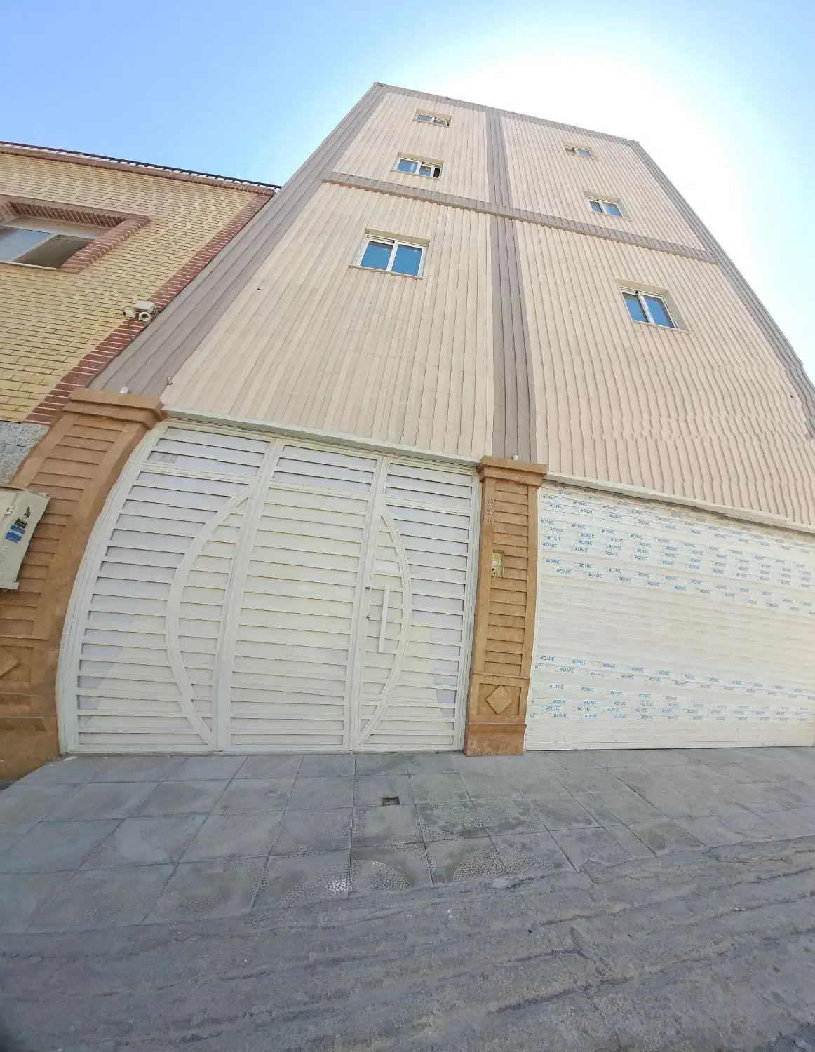 **آپارتمان صفر قیمت کارشناسی/ تک واحدی /سند تک برگ|فروش آپارتمان|فولادشهر, C1|دیوار