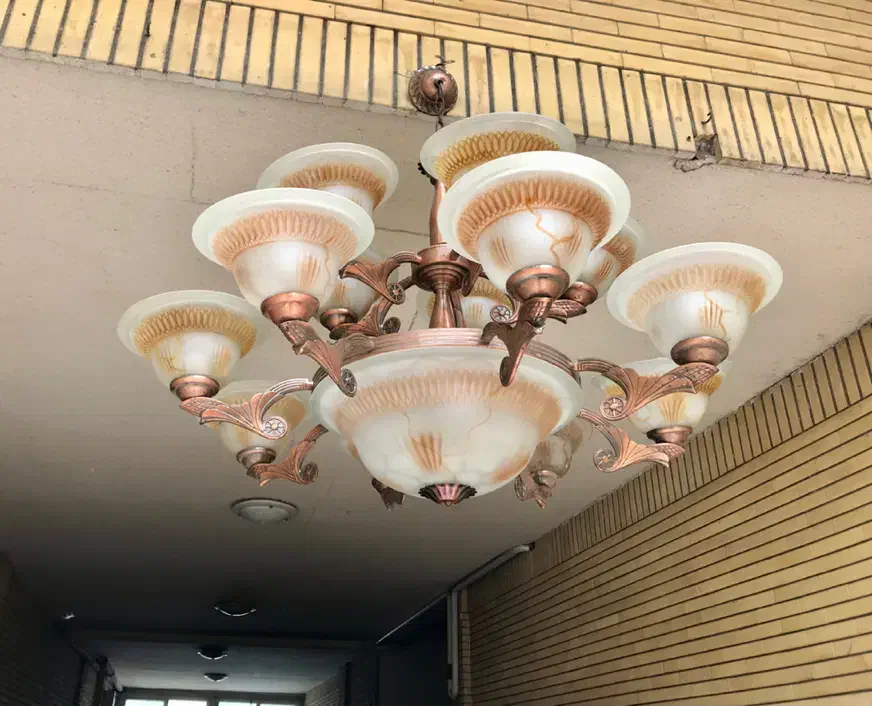 لوستر حبابی ۱۳ شاخه همراه ۱۳ لامپ|لوستر و چراغ آویز|مشهد, کوه سنگی|دیوار