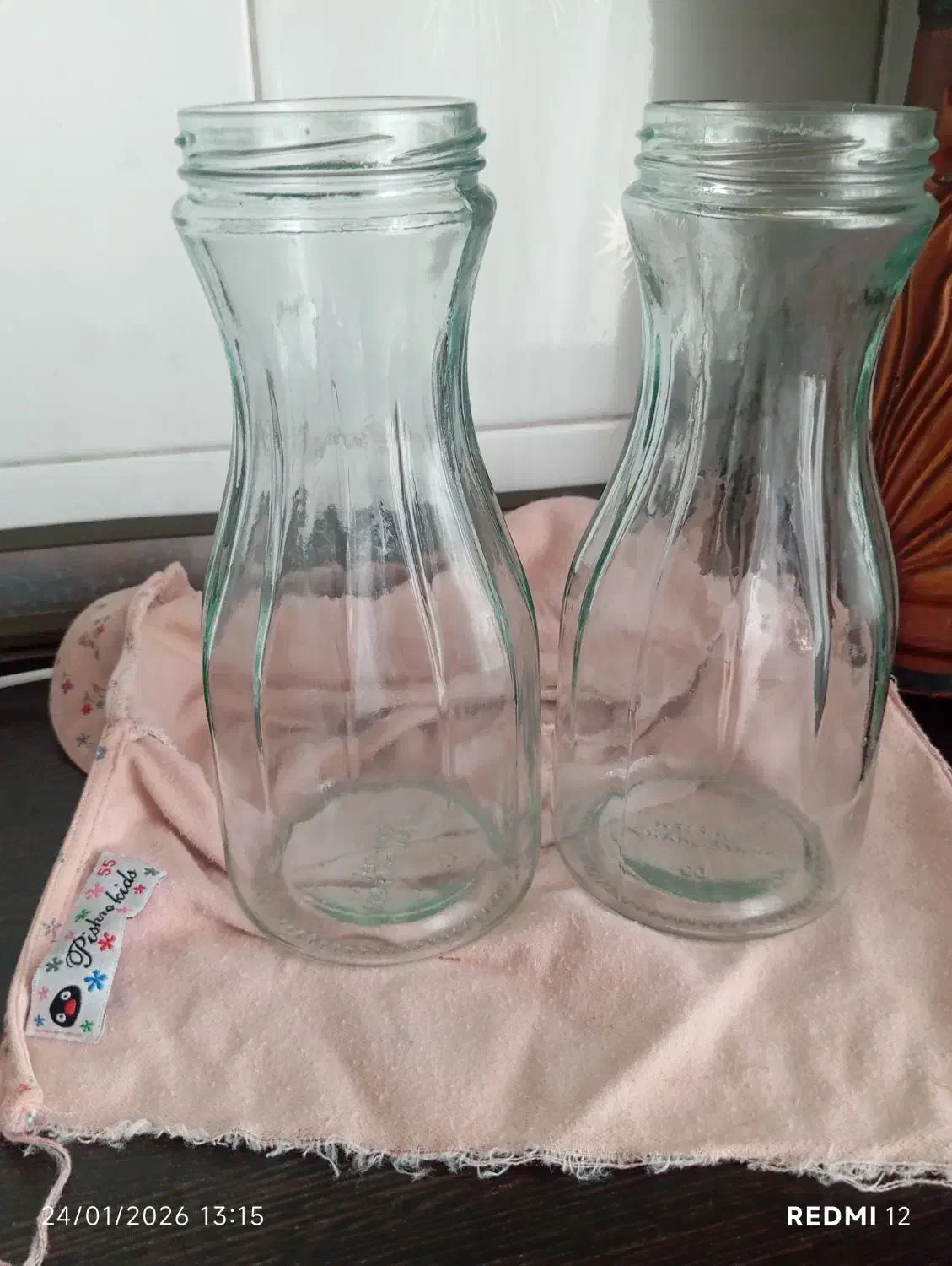 گلدان|ظروف نگهدارنده، پلاستیکی، یک‌بارمصرف|قائن, |دیوار