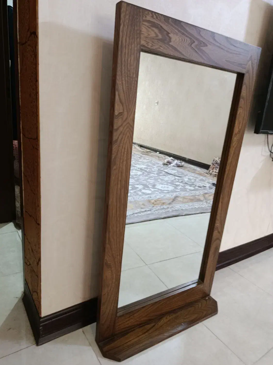 آینه قدی ارتفاع ۱۲۰عرض۶۵|آینه|اصفهان, محله سفلی|دیوار