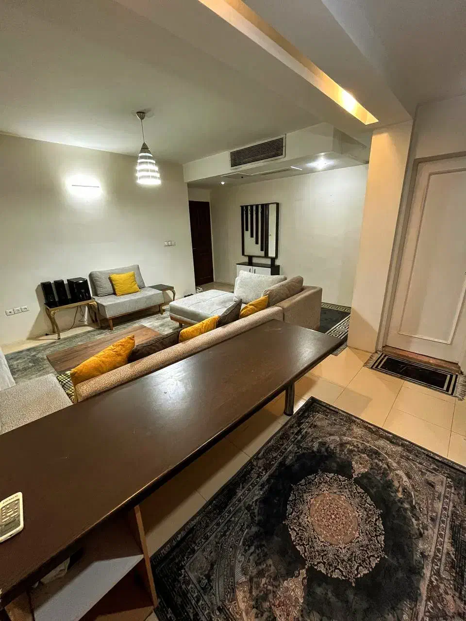 تنها لوکیشن امن،تمیزومرتب، ابادگران|اجارهٔ کوتاهمدت آپارتمان و سوئیت|مشهد, آبادگران|دیوار