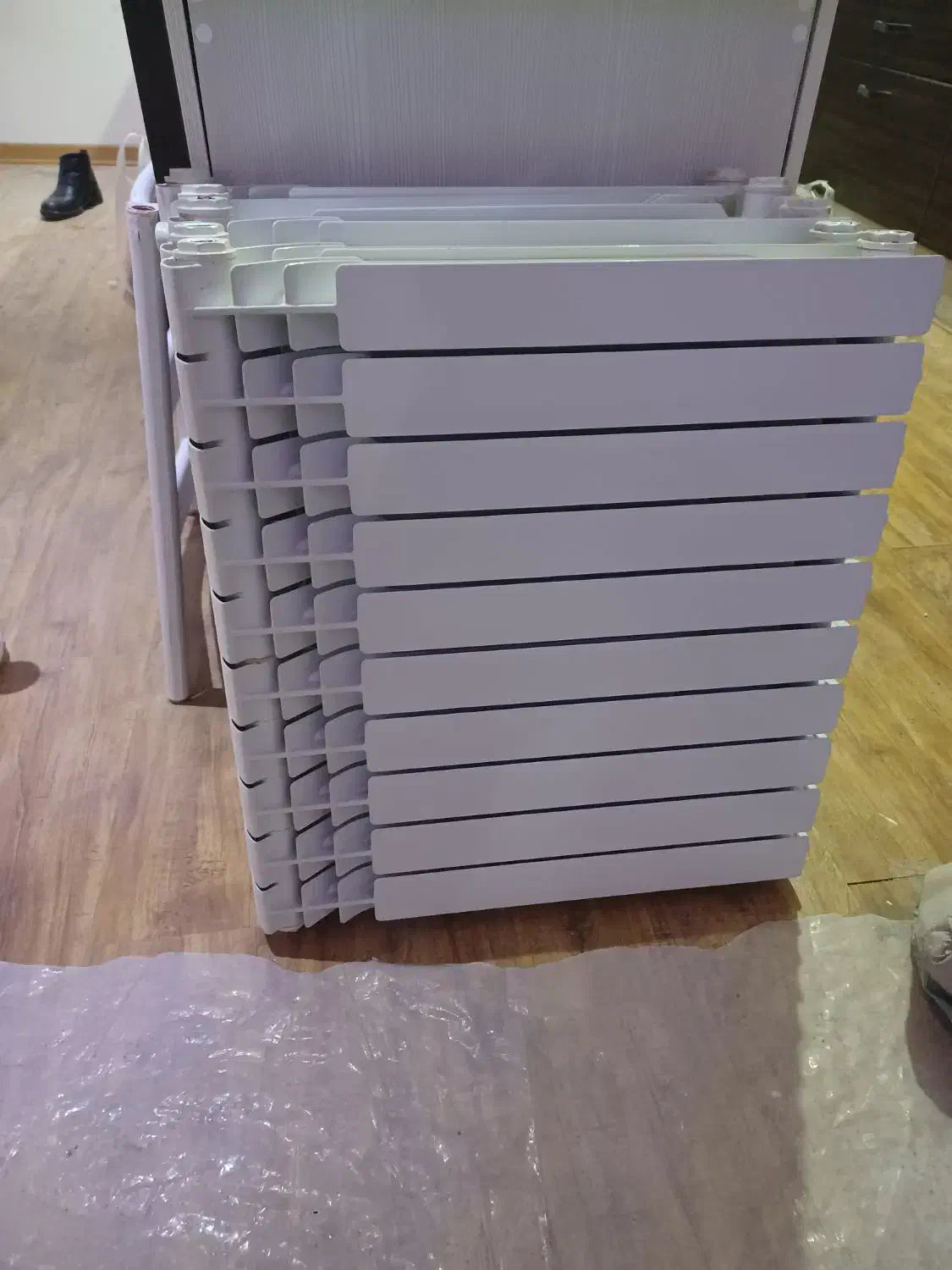 ۵۰ عدد پره رادیاتور تاچی|آبگرمکن، پکیج، شوفاژ|رشت, رودباری|دیوار