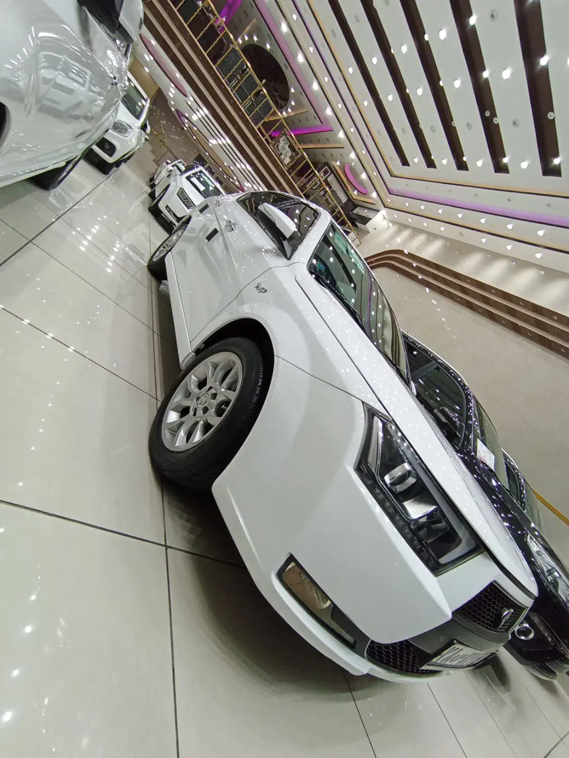 دنا پلاس توربو 5 دنده 99 بدون مشابه در ایران|خودرو سواری و وانت|تبریز, |دیوار