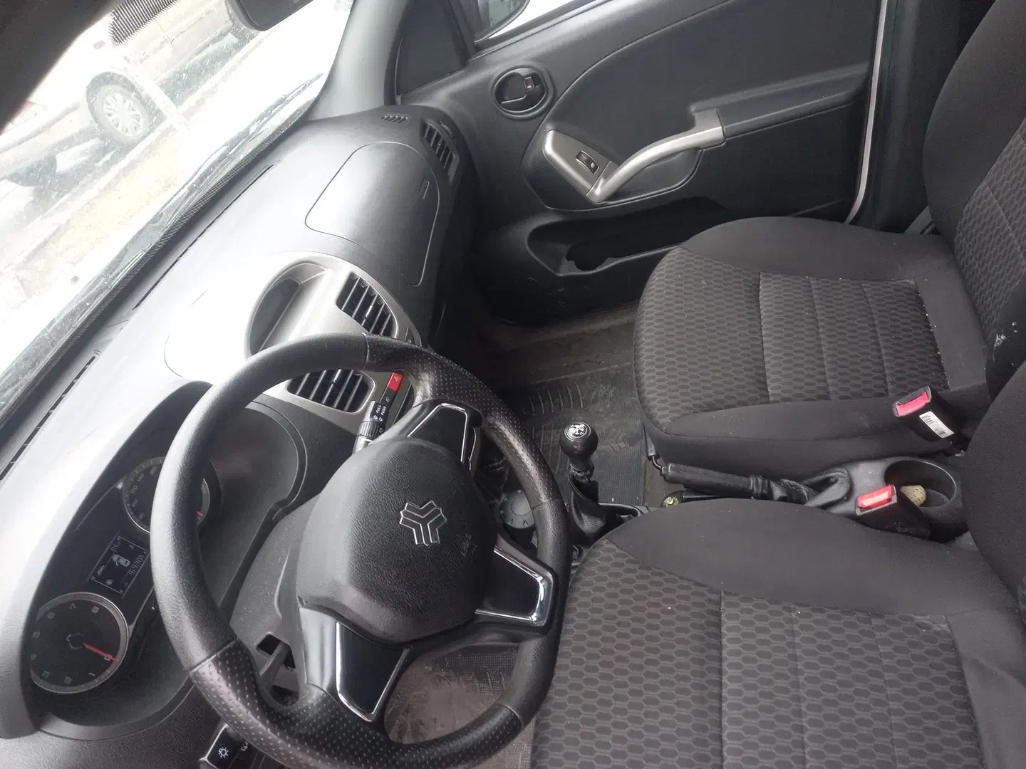 کوییک|خودرو سواری و وانت|اصفهان, مارچین|دیوار