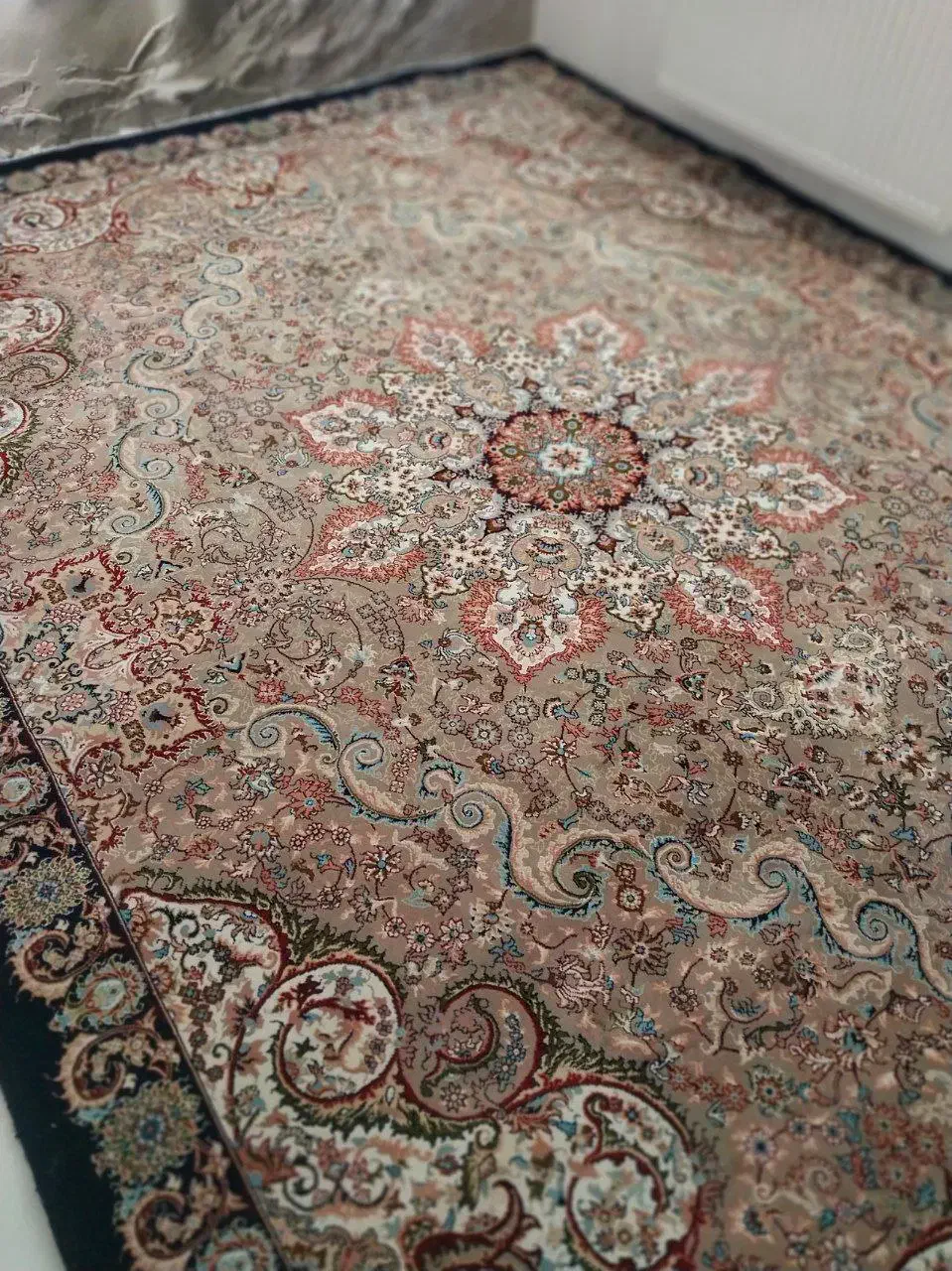 فرش 2.5+3.5فروشی|فرش|گلبهار, شهر جدید گلبهار|دیوار