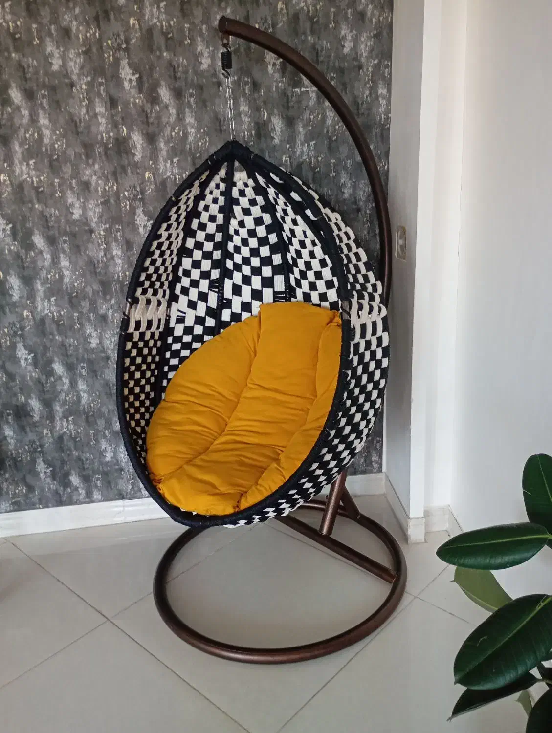 تاب و صندلی|مبلمان خانگی و میز عسلی|قائن, |دیوار