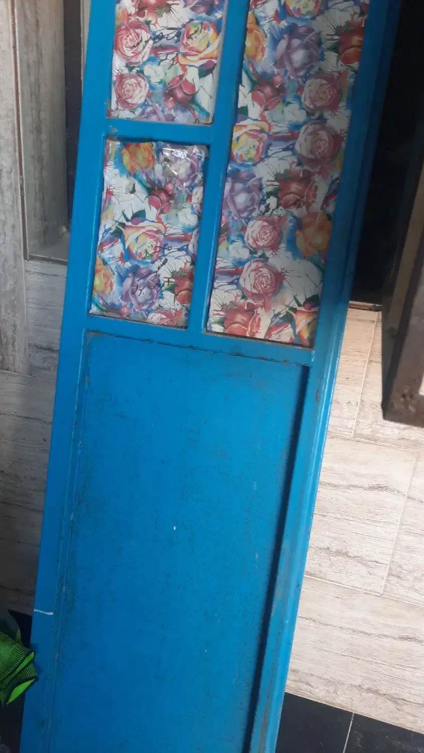 درب ۳ لنگه اهنی تمیز|مصالح و تجهیزات ساختمان|بندر ماهشهر, |دیوار