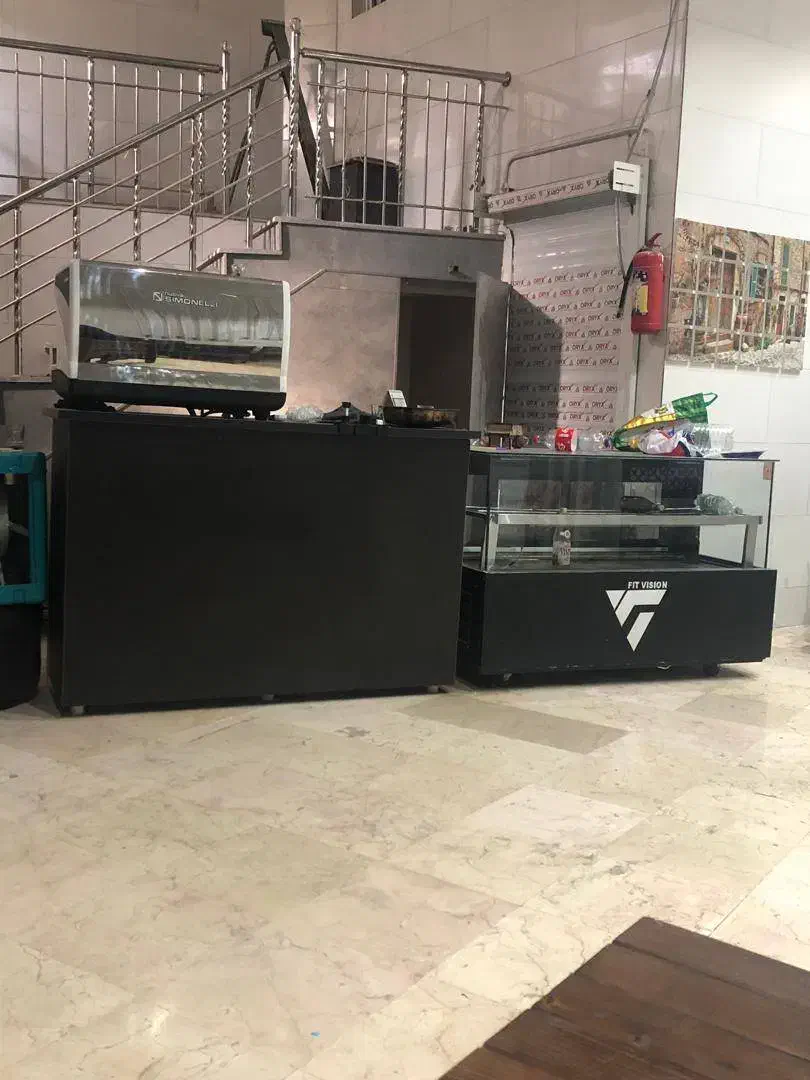 میز و یخچال کیکی کافه|کافیشاپ و رستوران|شیراز, گلکوب|دیوار