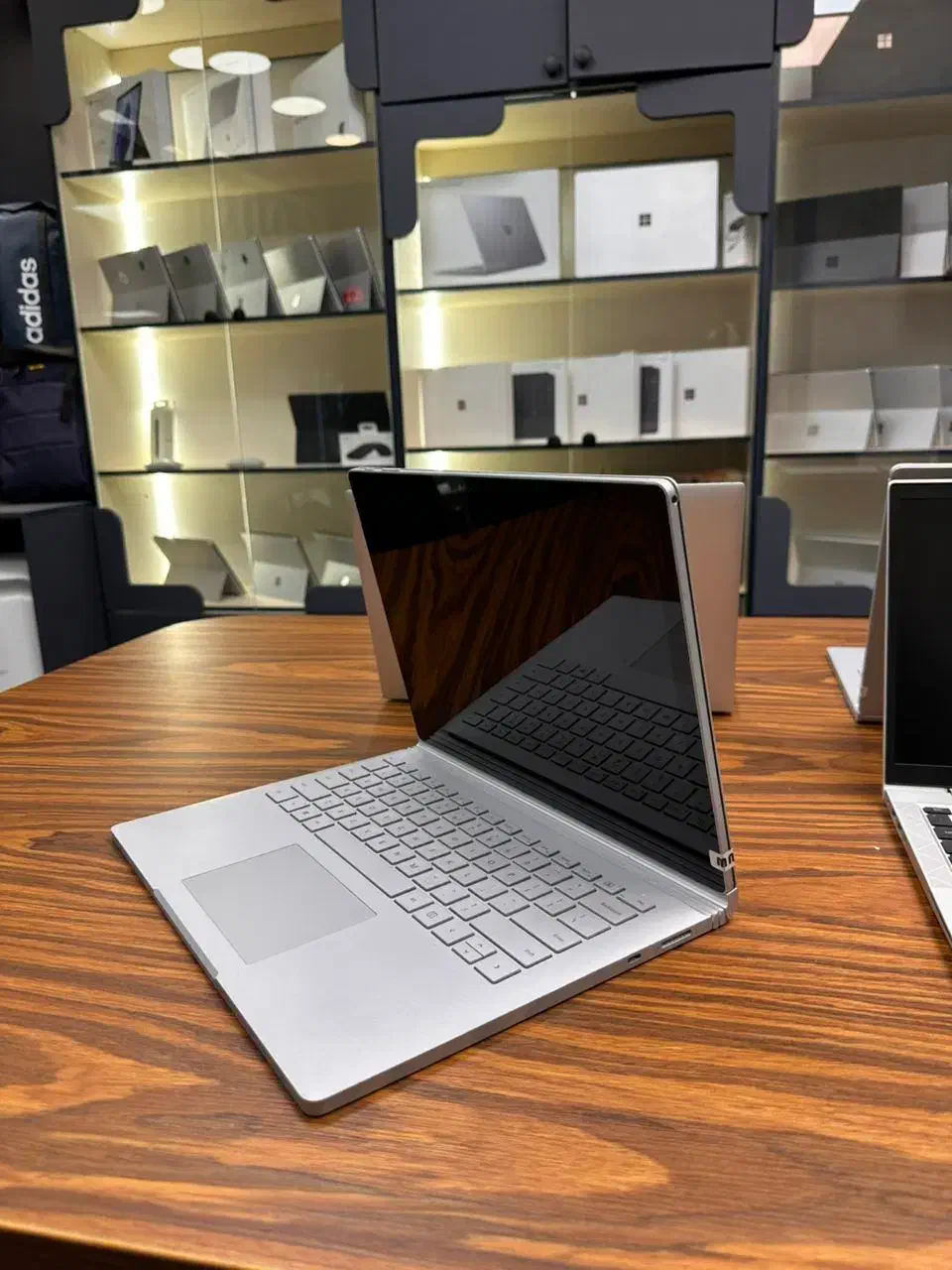 سرفیس بوک 2 - Surface Book 2|رایانه همراه|تهران, فلسطین (میدان انقلاب)|دیوار