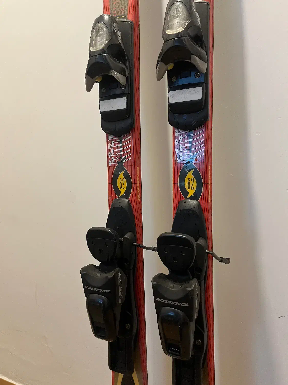 چوب اسکی روسیگنال|ورزش‌های زمستانی|لاهیجان, امیرشهید|دیوار